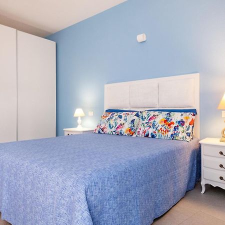 Orosei Home Holidays - I Fiori Buitenkant foto